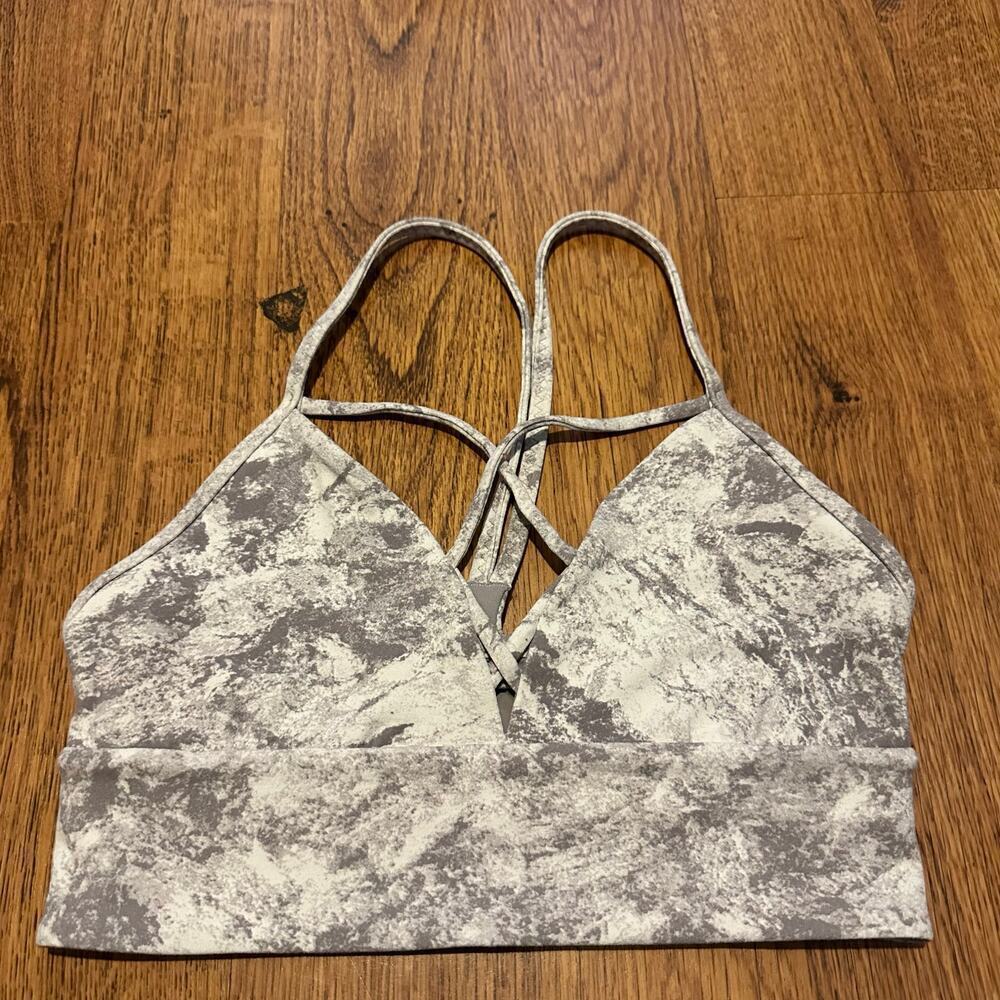 Lululemon Gray Unpadded Crossback Sports Bra Running Size 4 yoga